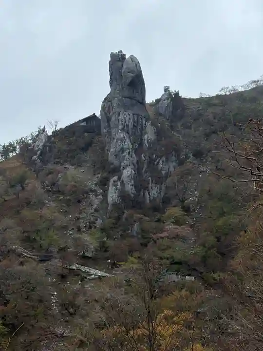 劔山本宮宝蔵石神社(徳島県)