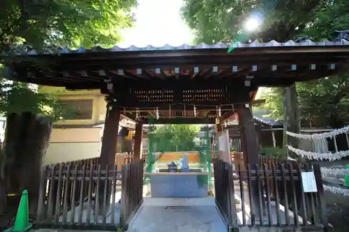 白山神社の手水