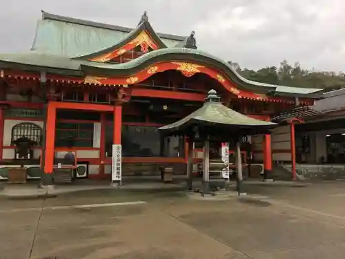 成田山名古屋別院大聖寺(犬山成田山)の本殿・本堂