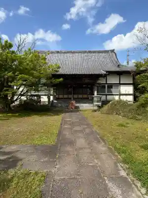 久原寺の{uncategorized: "未分類", other: "その他", undefined: "問題あり", building: "その他建物", grave: "お墓", sacred_gate: "鳥居", guardian: "狛犬", statue: "像", buddha: "仏像", history: "歴史", nature: "自然", garden: "庭園", animal: "動物", pagoda: "塔", temizu: "手水舎", mountain_gate: "山門・神門", sanctuary: "本殿・本堂", subordinate: "末社・摂社", art: "芸術", scenery: "景色", jizo: "地蔵", ema: "絵馬", goshuin: "御朱印", omikuji: "おみくじ", items: "授与品その他", amulet: "お守り", goshuincho: "御朱印帳", eats: "食事", festival: "お祭り", votive_dance: "神楽", shichigosan: "七五三参", wedding: "結婚式", experience: "体験その他", initially: "初詣", around: "周辺", anti_infection: "感染症対策"}