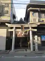 薬祖神祠の鳥居