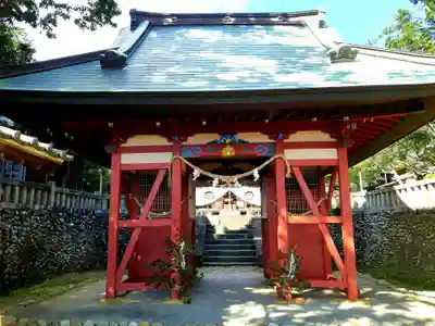 賀久留神社の山門・神門