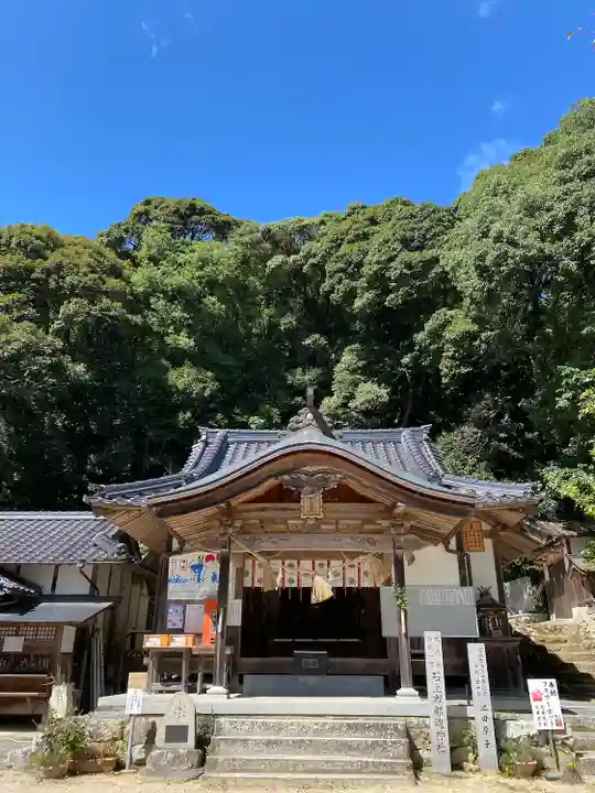 石上布都魂神社(岡山県)