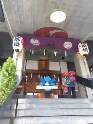 烏森神社の本殿・本堂