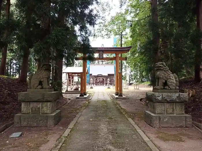 神宮寺八幡神社の鳥居