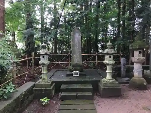 日高神社のお墓