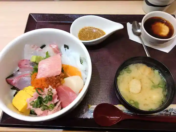 鉄道神社の食事