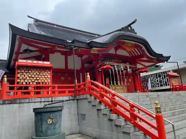 花園神社の本殿・本堂