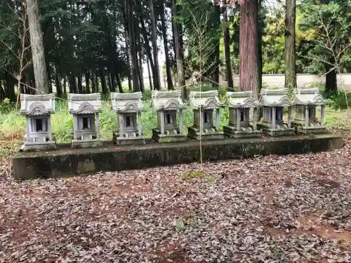 滿願寺の末社・摂社