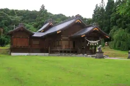 居多神社の本殿