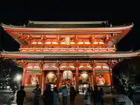 浅草寺の山門・神門