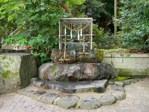 枚岡神社の手水