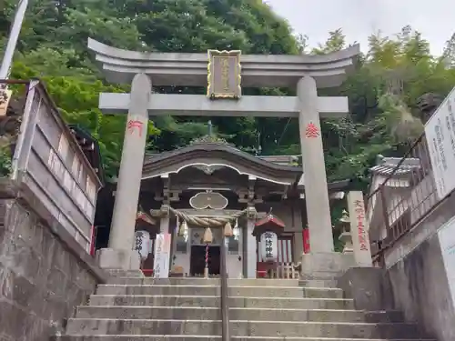 石川町諏訪神社(神奈川県)