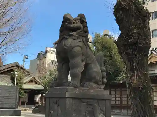 牛嶋神社の狛犬