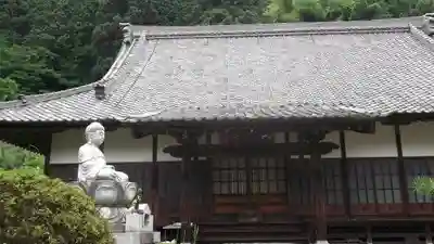 霊山院の本殿・本堂