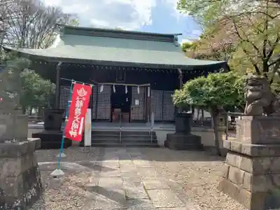 新曽氷川神社の本殿・本堂
