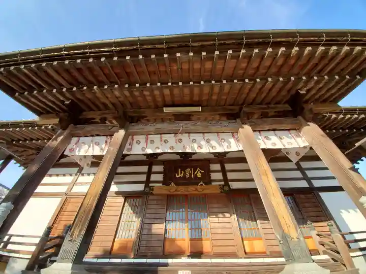 千用寺の本殿・本堂