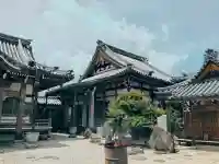 神通寺の{uncategorized: "未分類", other: "その他", undefined: "問題あり", building: "その他建物", grave: "お墓", sacred_gate: "鳥居", guardian: "狛犬", statue: "像", buddha: "仏像", history: "歴史", nature: "自然", garden: "庭園", animal: "動物", pagoda: "塔", temizu: "手水舎", mountain_gate: "山門・神門", sanctuary: "本殿・本堂", subordinate: "末社・摂社", art: "芸術", scenery: "景色", jizo: "地蔵", ema: "絵馬", goshuin: "御朱印", omikuji: "おみくじ", items: "授与品その他", amulet: "お守り", goshuincho: "御朱印帳", eats: "食事", festival: "お祭り", votive_dance: "神楽", shichigosan: "七五三参", wedding: "結婚式", experience: "体験その他", initially: "初詣", around: "周辺", anti_infection: "感染症対策"}