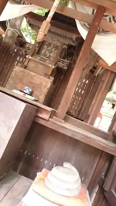 神明社の末社・摂社