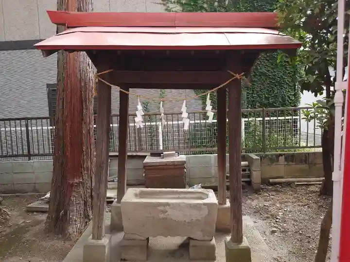 鐘塚稲荷神社の手水舎