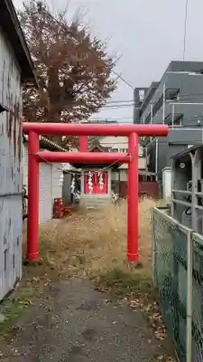 稲荷神社の鳥居