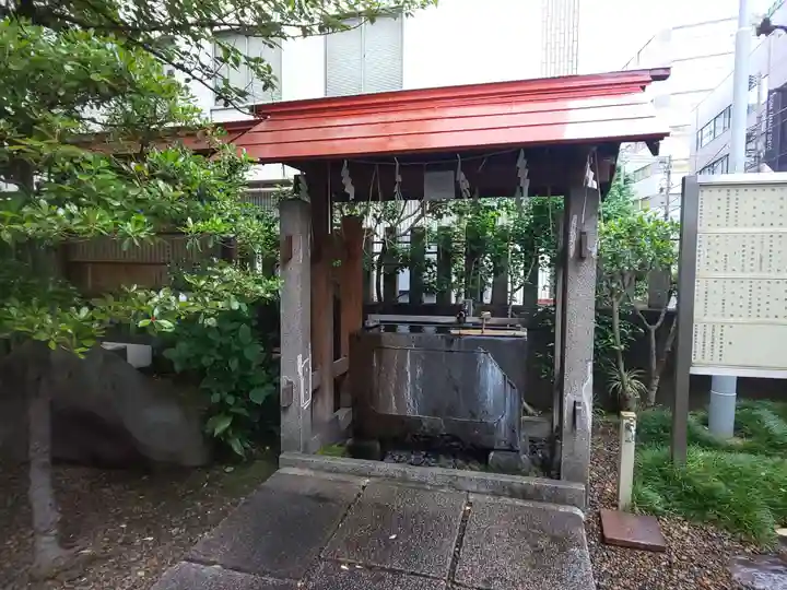 新川大神宮の手水舎