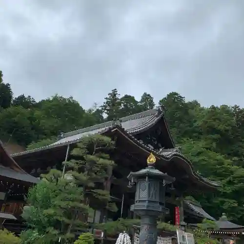 岡寺（龍蓋寺）の本殿・本堂