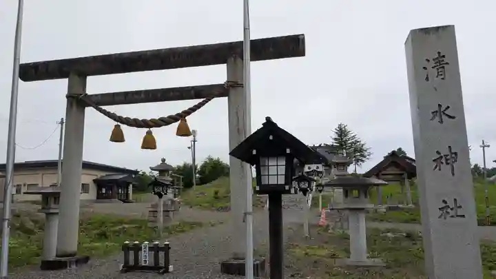 清水神社の鳥居