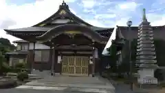 法円寺の本殿