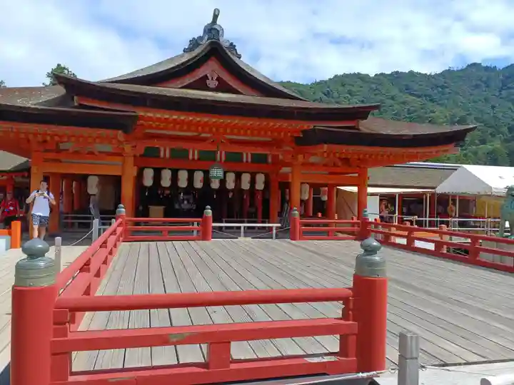 厳島神社(広島県)
