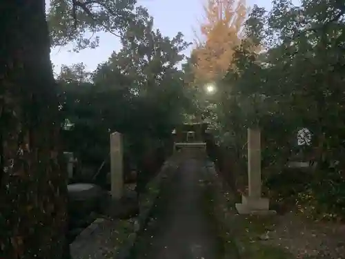 溝旗神社（肇國神社）の末社・摂社