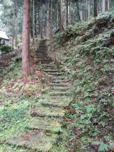 加多志波神社の周辺