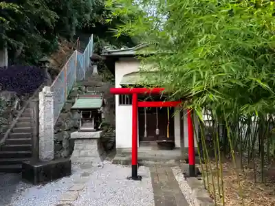 叶神社 (西叶神社)の末社・摂社