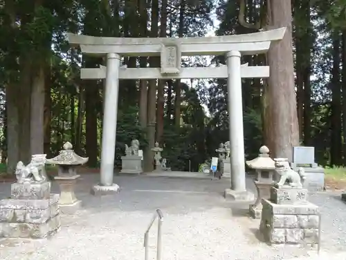 草部吉見神社の鳥居