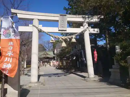 鎮守氷川神社の鳥居