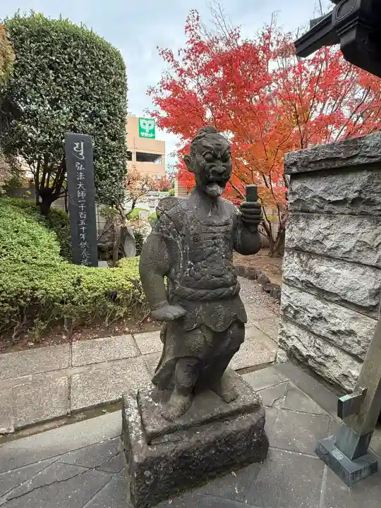 金剛寺の{uncategorized: "未分類", other: "その他", undefined: "問題あり", building: "その他建物", grave: "お墓", sacred_gate: "鳥居", guardian: "狛犬", statue: "像", buddha: "仏像", history: "歴史", nature: "自然", garden: "庭園", animal: "動物", pagoda: "塔", temizu: "手水舎", mountain_gate: "山門・神門", sanctuary: "本殿・本堂", subordinate: "末社・摂社", art: "芸術", scenery: "景色", jizo: "地蔵", ema: "絵馬", goshuin: "御朱印", omikuji: "おみくじ", items: "授与品その他", amulet: "お守り", goshuincho: "御朱印帳", eats: "食事", festival: "お祭り", votive_dance: "神楽", shichigosan: "七五三参", wedding: "結婚式", experience: "体験その他", initially: "初詣", around: "周辺", anti_infection: "感染症対策"}