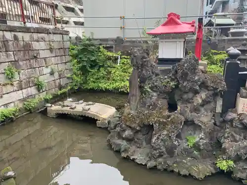 横浜成田山延命院（成田山横浜別院）の庭園