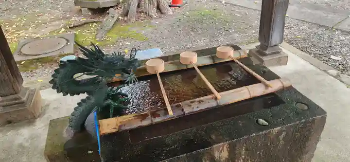 蠶養國神社の手水舎