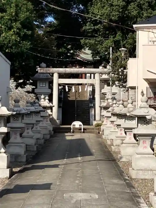 大泉氷川神社の鳥居