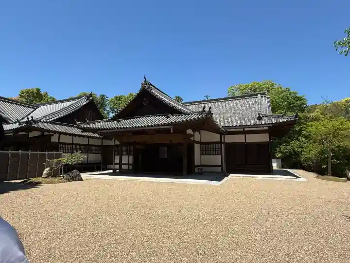 橿原神宮の{uncategorized: "未分類", other: "その他", undefined: "問題あり", building: "その他建物", grave: "お墓", sacred_gate: "鳥居", guardian: "狛犬", statue: "像", buddha: "仏像", history: "歴史", nature: "自然", garden: "庭園", animal: "動物", pagoda: "塔", temizu: "手水舎", mountain_gate: "山門・神門", sanctuary: "本殿・本堂", subordinate: "末社・摂社", art: "芸術", scenery: "景色", jizo: "地蔵", ema: "絵馬", goshuin: "御朱印", omikuji: "おみくじ", items: "授与品その他", amulet: "お守り", goshuincho: "御朱印帳", eats: "食事", festival: "お祭り", votive_dance: "神楽", shichigosan: "七五三参", wedding: "結婚式", experience: "体験その他", initially: "初詣", around: "周辺", anti_infection: "感染症対策"}