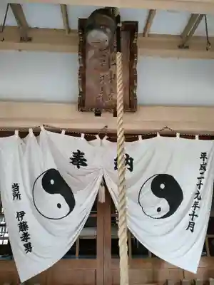 漆部神社の本殿・本堂