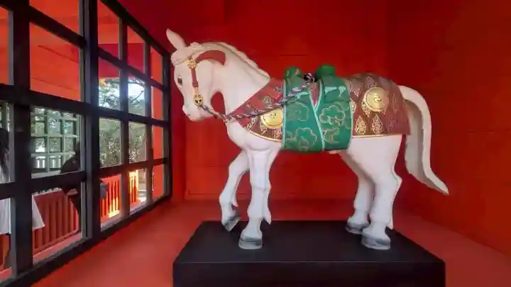 穴八幡宮の{uncategorized: "未分類", other: "その他", undefined: "問題あり", building: "その他建物", grave: "お墓", sacred_gate: "鳥居", guardian: "狛犬", statue: "像", buddha: "仏像", history: "歴史", nature: "自然", garden: "庭園", animal: "動物", pagoda: "塔", temizu: "手水舎", mountain_gate: "山門・神門", sanctuary: "本殿・本堂", subordinate: "末社・摂社", art: "芸術", scenery: "景色", jizo: "地蔵", ema: "絵馬", goshuin: "御朱印", omikuji: "おみくじ", items: "授与品その他", amulet: "お守り", goshuincho: "御朱印帳", eats: "食事", festival: "お祭り", votive_dance: "神楽", shichigosan: "七五三参", wedding: "結婚式", experience: "体験その他", initially: "初詣", around: "周辺", anti_infection: "感染症対策"}