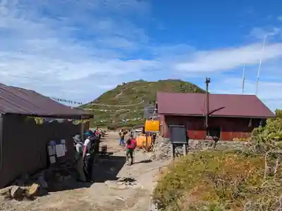 祠（大雪神社奥の院）(北海道)