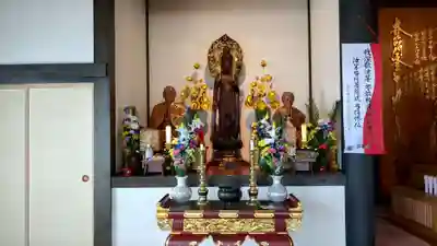 照恵寺の本殿・本堂