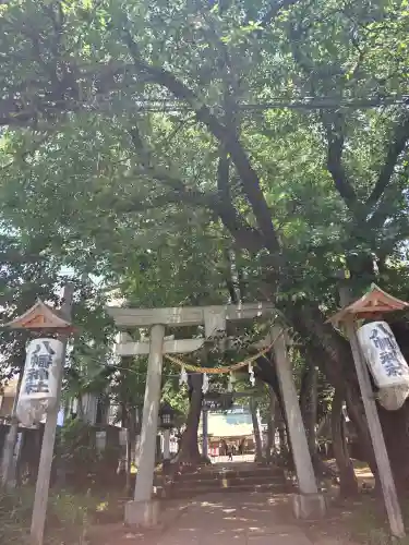 下高井戸八幡神社の{uncategorized: "未分類", other: "その他", undefined: "問題あり", building: "その他建物", grave: "お墓", sacred_gate: "鳥居", guardian: "狛犬", statue: "像", buddha: "仏像", history: "歴史", nature: "自然", garden: "庭園", animal: "動物", pagoda: "塔", temizu: "手水舎", mountain_gate: "山門・神門", sanctuary: "本殿・本堂", subordinate: "末社・摂社", art: "芸術", scenery: "景色", jizo: "地蔵", ema: "絵馬", goshuin: "御朱印", omikuji: "おみくじ", items: "授与品その他", amulet: "お守り", goshuincho: "御朱印帳", eats: "食事", festival: "お祭り", votive_dance: "神楽", shichigosan: "七五三参", wedding: "結婚式", experience: "体験その他", initially: "初詣", around: "周辺", anti_infection: "感染症対策"}