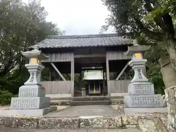 住吉神社の{uncategorized: "未分類", other: "その他", undefined: "問題あり", building: "その他建物", grave: "お墓", sacred_gate: "鳥居", guardian: "狛犬", statue: "像", buddha: "仏像", history: "歴史", nature: "自然", garden: "庭園", animal: "動物", pagoda: "塔", temizu: "手水舎", mountain_gate: "山門・神門", sanctuary: "本殿・本堂", subordinate: "末社・摂社", art: "芸術", scenery: "景色", jizo: "地蔵", ema: "絵馬", goshuin: "御朱印", omikuji: "おみくじ", items: "授与品その他", amulet: "お守り", goshuincho: "御朱印帳", eats: "食事", festival: "お祭り", votive_dance: "神楽", shichigosan: "七五三参", wedding: "結婚式", experience: "体験その他", initially: "初詣", around: "周辺", anti_infection: "感染症対策"}