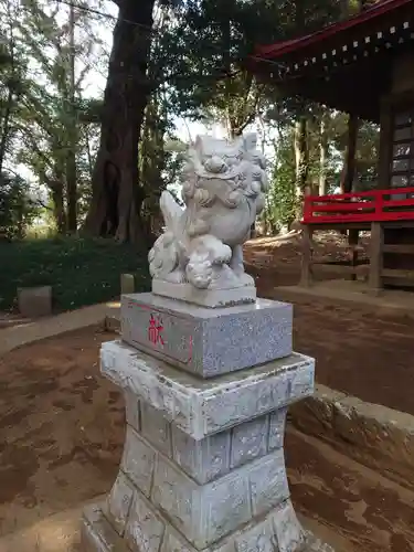 小林鳥見神社の狛犬