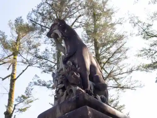祐徳稲荷神社の{uncategorized: "未分類", other: "その他", undefined: "問題あり", building: "その他建物", grave: "お墓", sacred_gate: "鳥居", guardian: "狛犬", statue: "像", buddha: "仏像", history: "歴史", nature: "自然", garden: "庭園", animal: "動物", pagoda: "塔", temizu: "手水舎", mountain_gate: "山門・神門", sanctuary: "本殿・本堂", subordinate: "末社・摂社", art: "芸術", scenery: "景色", jizo: "地蔵", ema: "絵馬", goshuin: "御朱印", omikuji: "おみくじ", items: "授与品その他", amulet: "お守り", goshuincho: "御朱印帳", eats: "食事", festival: "お祭り", votive_dance: "神楽", shichigosan: "七五三参", wedding: "結婚式", experience: "体験その他", initially: "初詣", around: "周辺", anti_infection: "感染症対策"}