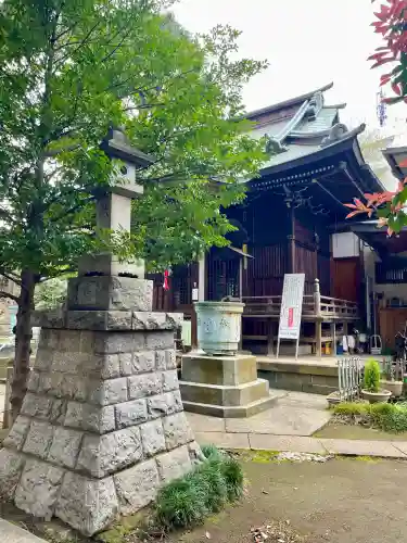 上高田氷川神社の{uncategorized: "未分類", other: "その他", undefined: "問題あり", building: "その他建物", grave: "お墓", sacred_gate: "鳥居", guardian: "狛犬", statue: "像", buddha: "仏像", history: "歴史", nature: "自然", garden: "庭園", animal: "動物", pagoda: "塔", temizu: "手水舎", mountain_gate: "山門・神門", sanctuary: "本殿・本堂", subordinate: "末社・摂社", art: "芸術", scenery: "景色", jizo: "地蔵", ema: "絵馬", goshuin: "御朱印", omikuji: "おみくじ", items: "授与品その他", amulet: "お守り", goshuincho: "御朱印帳", eats: "食事", festival: "お祭り", votive_dance: "神楽", shichigosan: "七五三参", wedding: "結婚式", experience: "体験その他", initially: "初詣", around: "周辺", anti_infection: "感染症対策"}