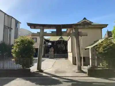 杉山神社（和田町）の{uncategorized: "未分類", other: "その他", undefined: "問題あり", building: "その他建物", grave: "お墓", sacred_gate: "鳥居", guardian: "狛犬", statue: "像", buddha: "仏像", history: "歴史", nature: "自然", garden: "庭園", animal: "動物", pagoda: "塔", temizu: "手水舎", mountain_gate: "山門・神門", sanctuary: "本殿・本堂", subordinate: "末社・摂社", art: "芸術", scenery: "景色", jizo: "地蔵", ema: "絵馬", goshuin: "御朱印", omikuji: "おみくじ", items: "授与品その他", amulet: "お守り", goshuincho: "御朱印帳", eats: "食事", festival: "お祭り", votive_dance: "神楽", shichigosan: "七五三参", wedding: "結婚式", experience: "体験その他", initially: "初詣", around: "周辺", anti_infection: "感染症対策"}